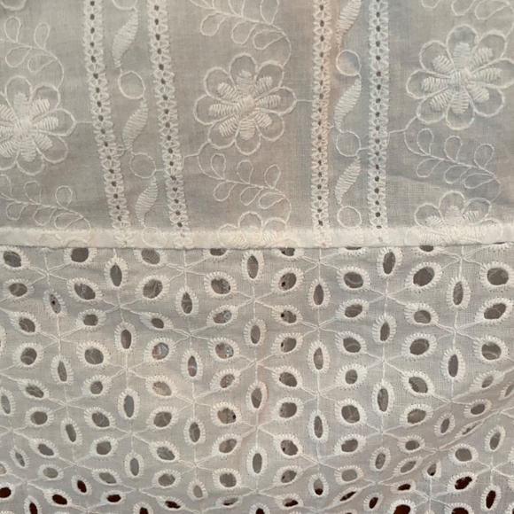NWT Solitaire Women’s Sleeveless White Eyelet Top  XL - Picture 6 of 7